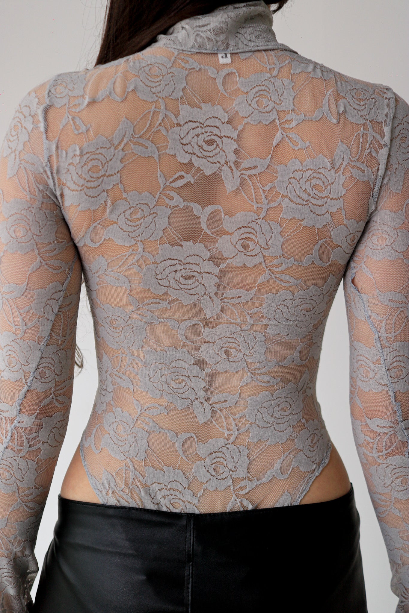 Body Mavi Cinza